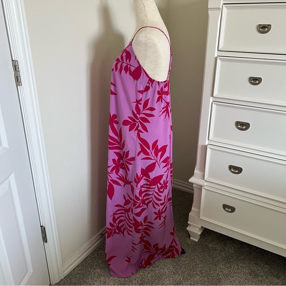 V-Neck Maxi Shift Dress for Women - Picture 5 of 9